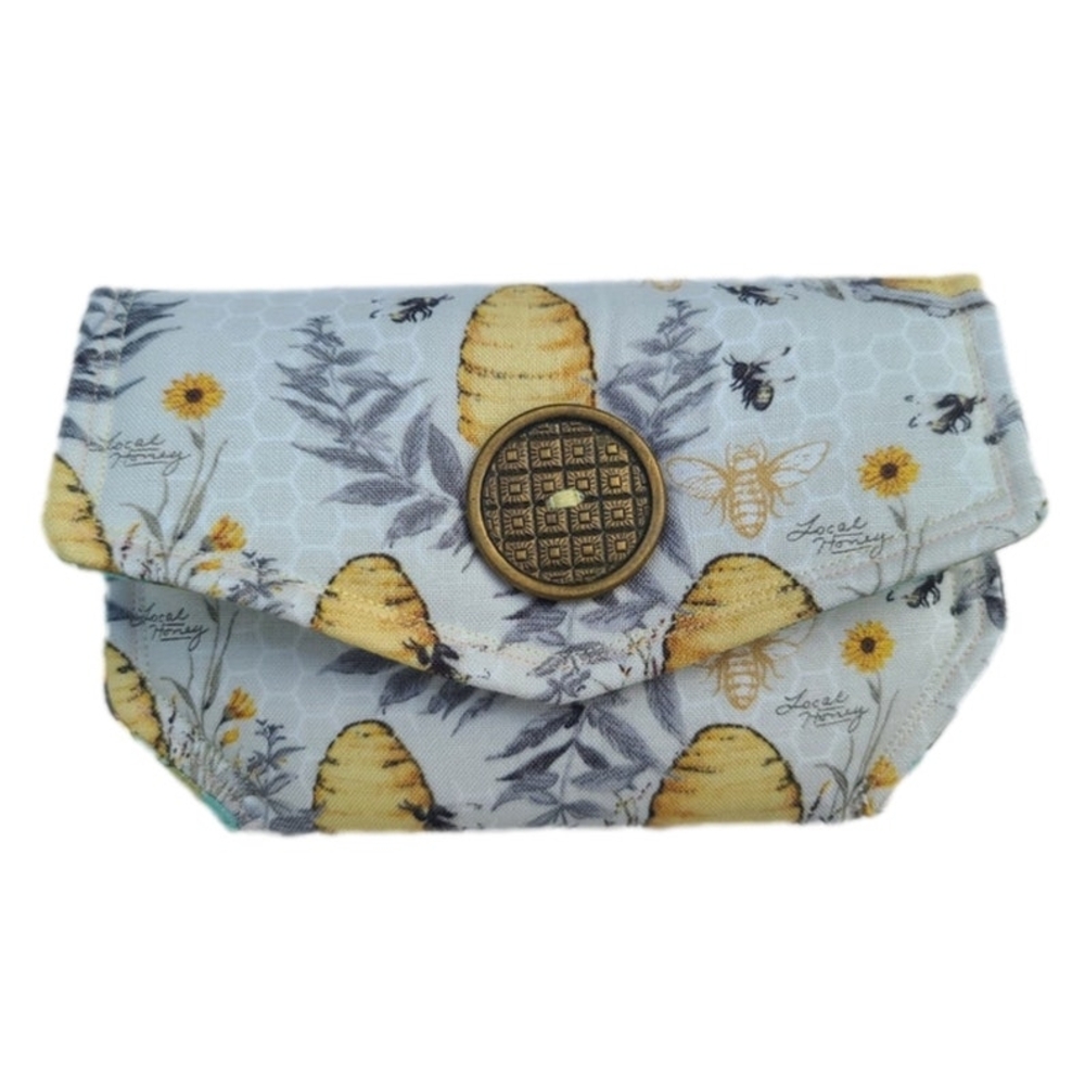 Snap Closure Puff Pouch Handmade Coin Purse, Beehive Print With Big Button
